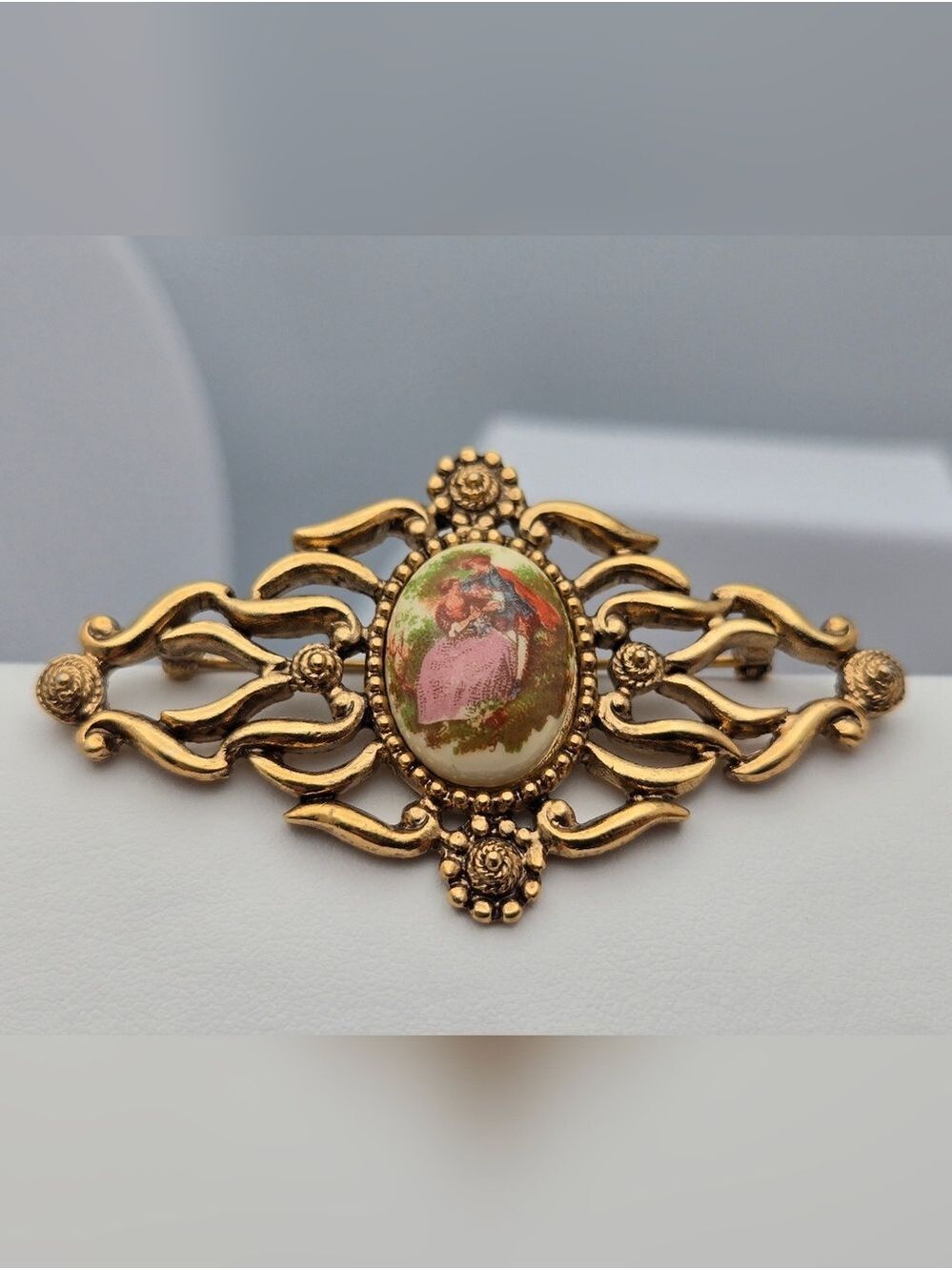 Victorian Style Cameo Bar Brooch Courting Couple Porcelain Gold Tone 2.5" - Picture 3 of 12